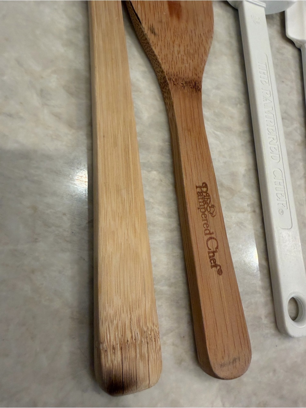 Pampered chef silicone spatulas and bamboo wooden kitchen tools - Picture 2 of 6